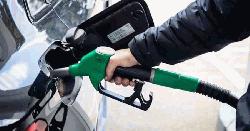 যুক্তরাষ্ট্র-ইরান যুদ্ধবিরতির পর তেলের দাম কমলো প্রায় ১৪ শতাংশ