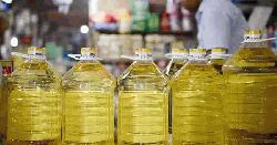 বাজারে গায়েব সয়াবিনের বোতল, সোনালী মুরগির রেকর্ড দাম 