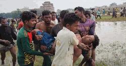 হাওরে বাঁধ কাটতে গিয়ে মাটিচাপায় যুবকের মৃত্যু