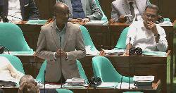 সংসদে শৃঙ্খলা মানার দৃষ্টান্ত স্থাপন করলেন প্রধানমন্ত্রী