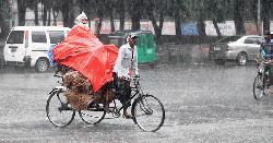 আগামী ৫ দিন দেশজুড়ে ভারী বৃষ্টির পূর্বাভাস