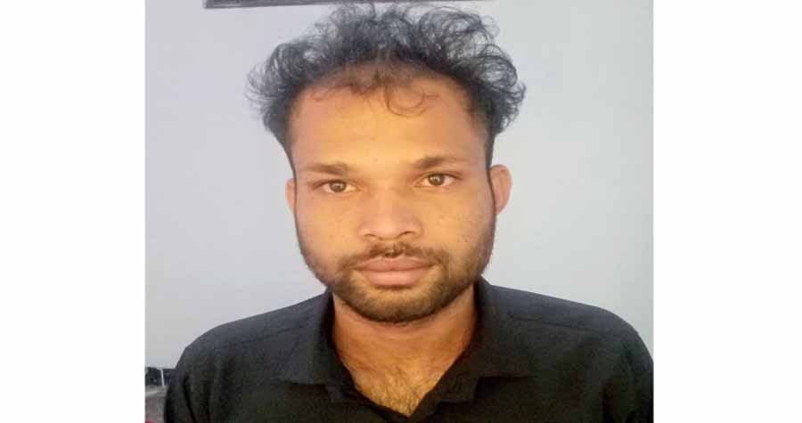 আটক স্বামী মনির হোসেন