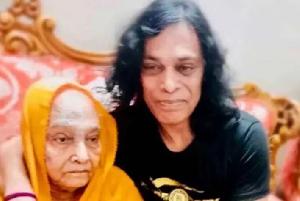 মা হারালেন ব্যান্ড তারকা হাসান