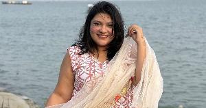 লাইফ সাপোর্টে ফুটবলার কায়সার কন্যা কারিনা