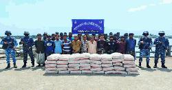 সেন্টমার্টিনে  যৌথ অভিযানে ৩৩ পাচারকারী আটক