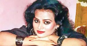 ছিনতাইয়ের কবলে রক্তাক্ত চিত্রনায়িকা রঞ্জিতা 
