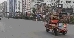 ঈদের টানা ছুটিতে ফাঁকা ঢাকা, নেই চিরচেনা যানজট