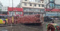 ঢাকার নর্দায় সড়ক দুর্ঘটনায় নিহত বেড়ে ৩