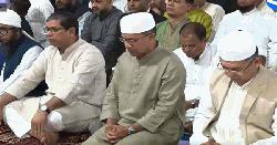 জাতীয় ঈদগাহে একসঙ্গে ঈদের নামাজ আদায় করলেন রাষ্ট্রপতি ও প্রধানমন্ত্রী