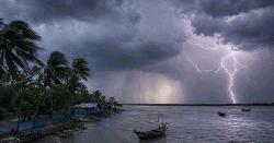 দেশের তিন জেলায় বজ্রবৃষ্টির সম্ভাবনা, নদীবন্দরে সতর্কতা