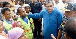 ডেঙ্গু প্রতিরোধে বনানীতে টাস্কফোর্সের  অভিযান