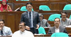 কাউকে আঘাত করতে চাননি শিক্ষামন্ত্রী, বিতর্কিত মন্তব্যের জন্য দুঃখ প্রকাশ