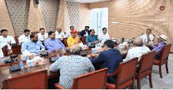 গণমাধ্যমের নীতিমালা প্রণয়নে সম্পাদকদের সহযোগিতা চান প্রধানমন্ত্রী
