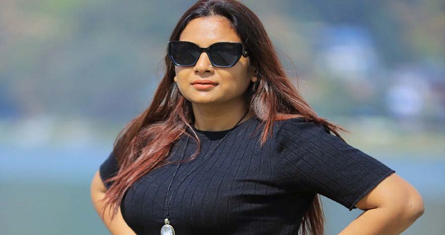 নীলা ইস্রাফিল